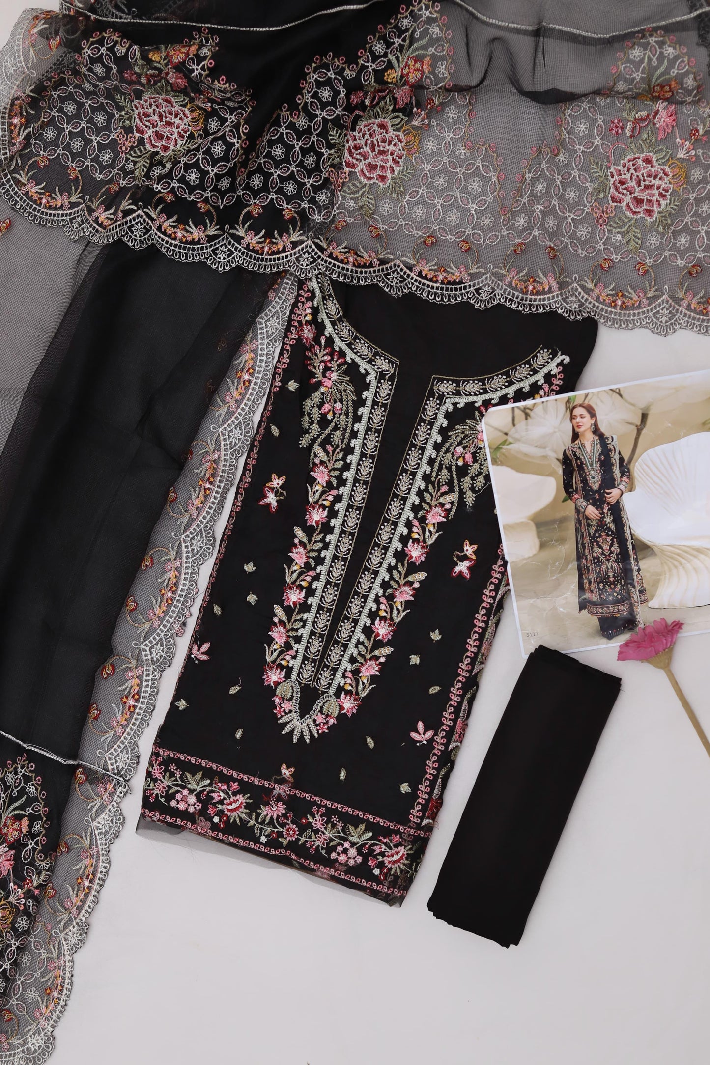 Faiza Faisal 5195